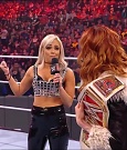 WWE_Monday_Night_Raw_2022_01_03_720p_HDTV_x264-NWCHD_mp4_002835435.jpg