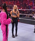 WWE_Monday_Night_Raw_2022_01_03_720p_HDTV_x264-NWCHD_mp4_002843043.jpg
