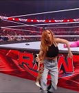 WWE_Monday_Night_Raw_2022_01_03_720p_HDTV_x264-NWCHD_mp4_002959959.jpg