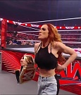 WWE_Monday_Night_Raw_2022_01_03_720p_HDTV_x264-NWCHD_mp4_002960760.jpg