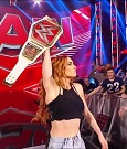 WWE_Monday_Night_Raw_2022_01_03_720p_HDTV_x264-NWCHD_mp4_002965965.jpg