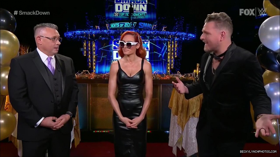 WWE_Friday_Night_SmackDown_2021_12_31_WWE_s_Top_Ten_Moments_Of_2021_720p_HDTV_x264-NWCHD_mp4_001502936.jpg