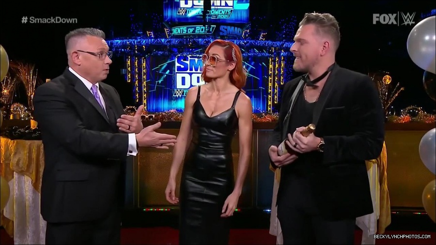 WWE_Friday_Night_SmackDown_2021_12_31_WWE_s_Top_Ten_Moments_Of_2021_720p_HDTV_x264-NWCHD_mp4_001840340.jpg