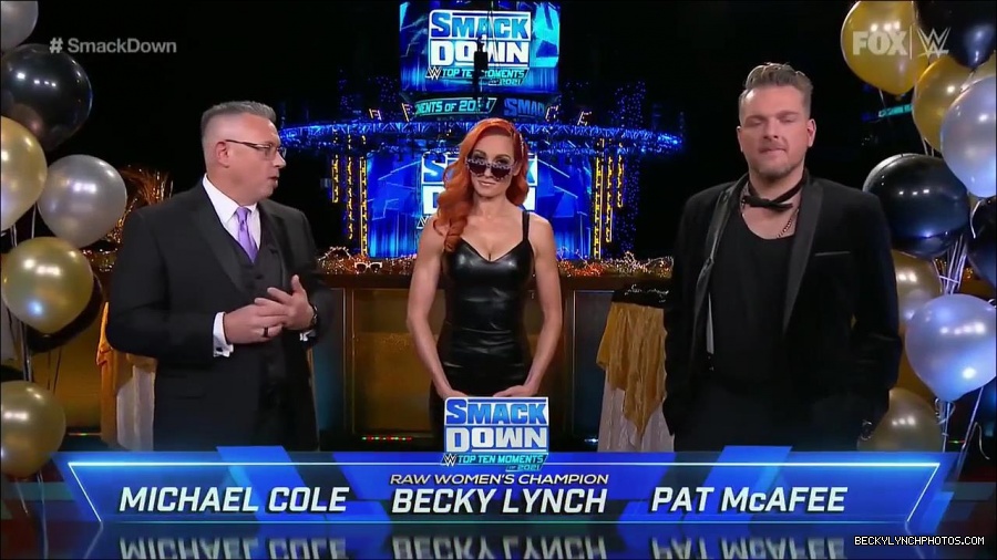 WWE_Friday_Night_SmackDown_2021_12_31_WWE_s_Top_Ten_Moments_Of_2021_720p_HDTV_x264-NWCHD_mp4_002105105.jpg