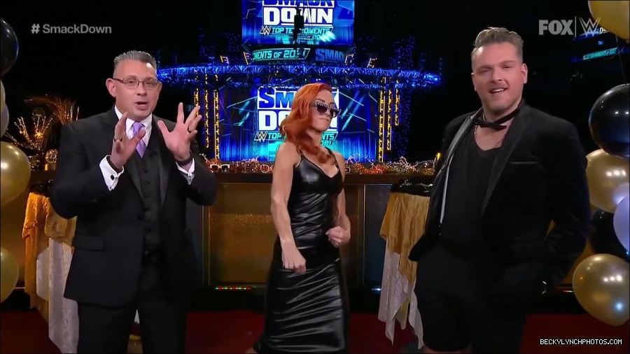 WWE_Friday_Night_SmackDown_2021_12_31_WWE_s_Top_Ten_Moments_Of_2021_720p_HDTV_x264-NWCHD_mp4_002112313.jpg
