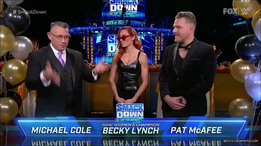 WWE_Friday_Night_SmackDown_2021_12_31_WWE_s_Top_Ten_Moments_Of_2021_720p_HDTV_x264-NWCHD_mp4_003915382.jpg