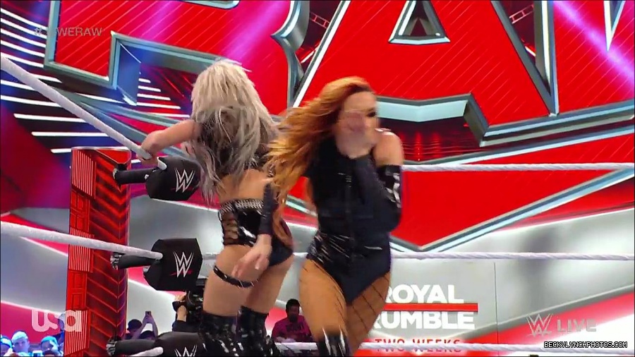 WWE_RAW_17th_Jan_2022_720p_WEBRip_h264-TJ_mp4_000752823.jpg