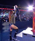 WWE_RAW_17th_Jan_2022_720p_WEBRip_h264-TJ_mp4_000084217.jpg