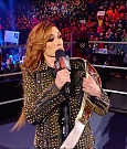 WWE_RAW_17th_Jan_2022_720p_WEBRip_h264-TJ_mp4_000271387.jpg