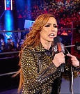 WWE_RAW_17th_Jan_2022_720p_WEBRip_h264-TJ_mp4_000292608.jpg