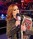 WWE_RAW_17th_Jan_2022_720p_WEBRip_h264-TJ_mp4_000310626.jpg