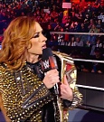WWE_RAW_17th_Jan_2022_720p_WEBRip_h264-TJ_mp4_000311427.jpg