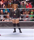 WWE_RAW_17th_Jan_2022_720p_WEBRip_h264-TJ_mp4_000517250.jpg