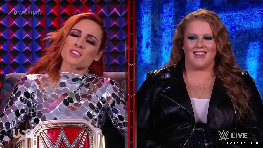 WWE_Monday_Night_Raw_2022_01_24_720p_HDTV_x264-NWCHD_mp4_005649983.jpg