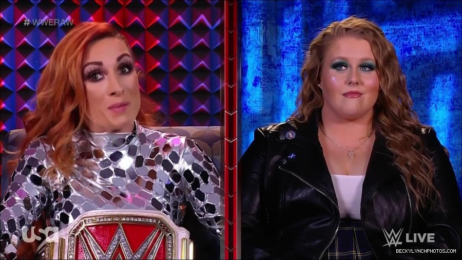 WWE_Monday_Night_Raw_2022_01_24_720p_HDTV_x264-NWCHD_mp4_005670003.jpg