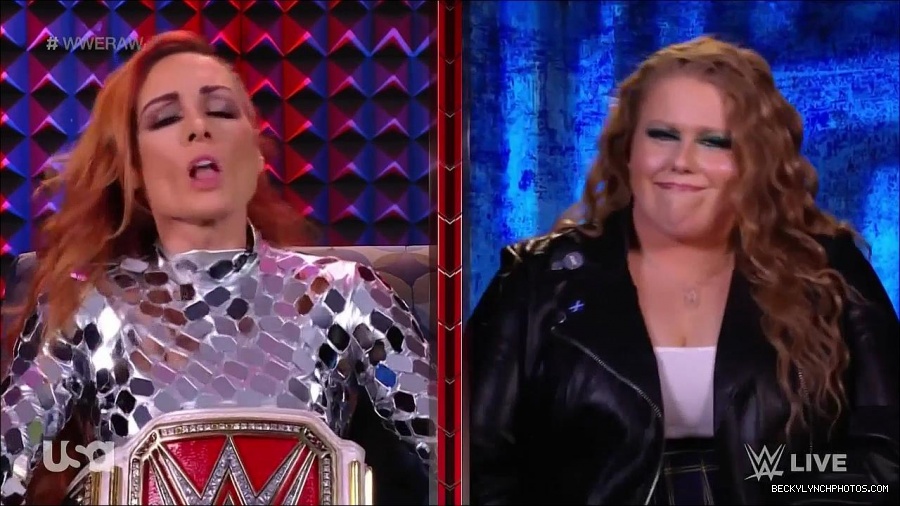 WWE_Monday_Night_Raw_2022_01_24_720p_HDTV_x264-NWCHD_mp4_005682015.jpg