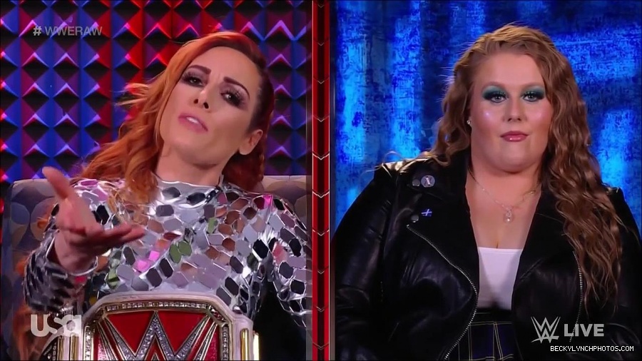 WWE_Monday_Night_Raw_2022_01_24_720p_HDTV_x264-NWCHD_mp4_005687220.jpg