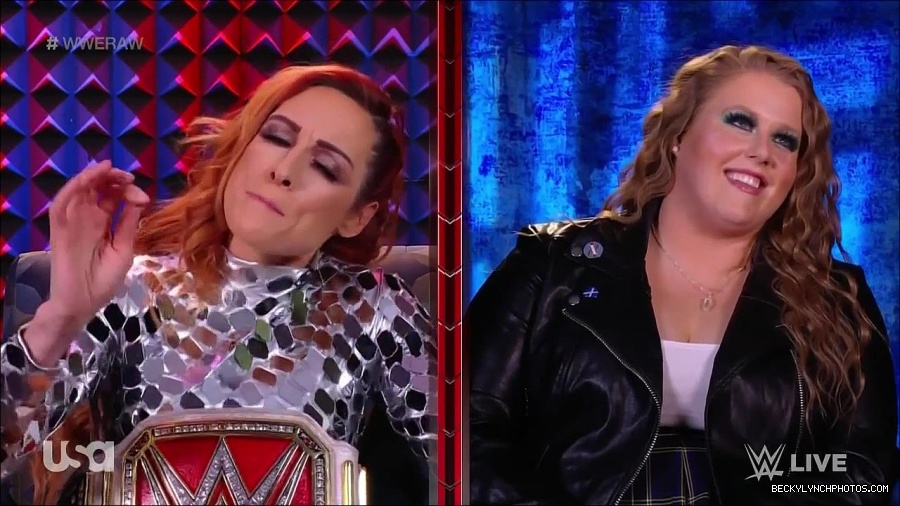 WWE_Monday_Night_Raw_2022_01_24_720p_HDTV_x264-NWCHD_mp4_005689622.jpg