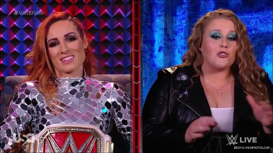 WWE_Monday_Night_Raw_2022_01_24_720p_HDTV_x264-NWCHD_mp4_005698832.jpg