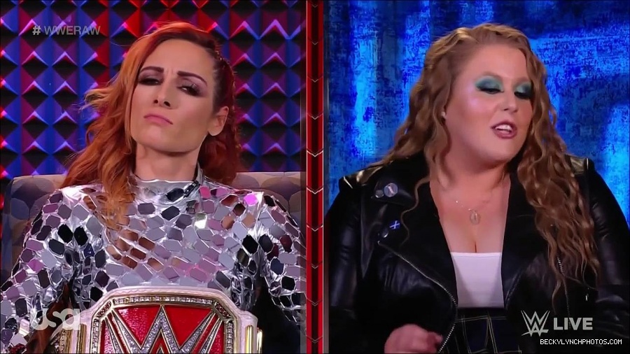 WWE_Monday_Night_Raw_2022_01_24_720p_HDTV_x264-NWCHD_mp4_005702035.jpg