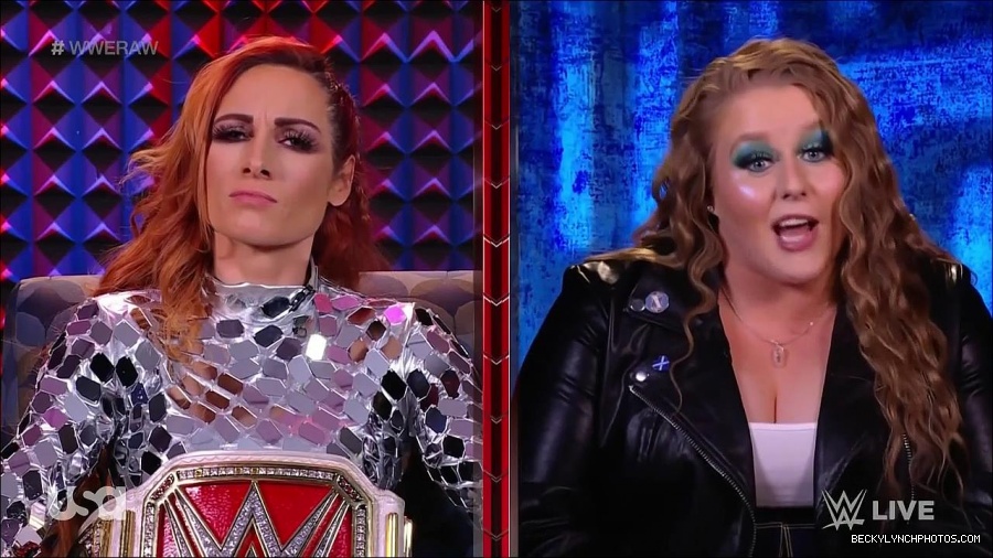 WWE_Monday_Night_Raw_2022_01_24_720p_HDTV_x264-NWCHD_mp4_005705238.jpg