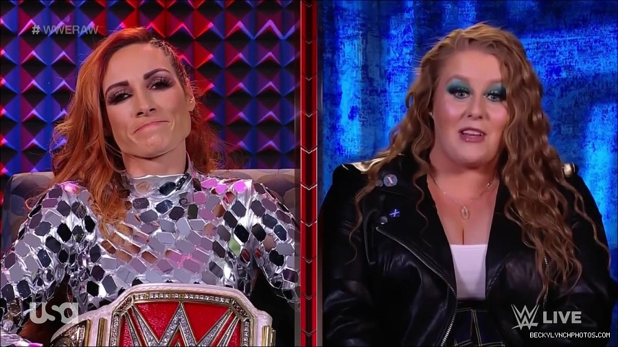 WWE_Monday_Night_Raw_2022_01_24_720p_HDTV_x264-NWCHD_mp4_005718051.jpg