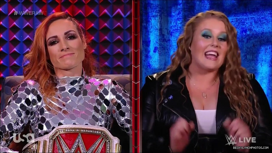 WWE_Monday_Night_Raw_2022_01_24_720p_HDTV_x264-NWCHD_mp4_005718852.jpg