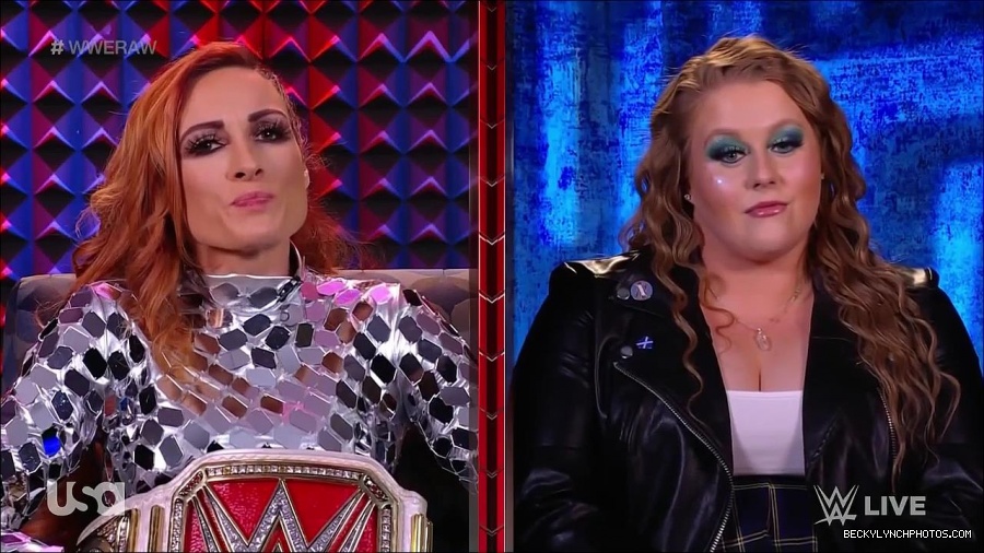 WWE_Monday_Night_Raw_2022_01_24_720p_HDTV_x264-NWCHD_mp4_005725258.jpg