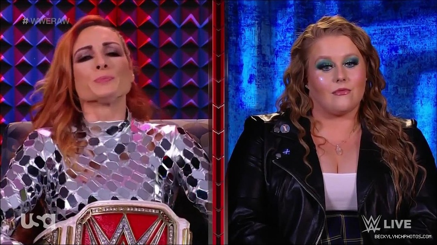 WWE_Monday_Night_Raw_2022_01_24_720p_HDTV_x264-NWCHD_mp4_005726860.jpg