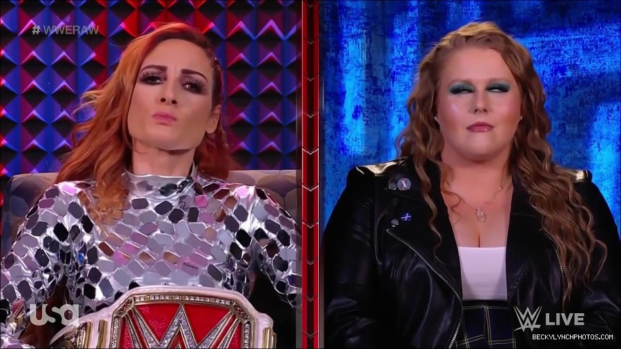 WWE_Monday_Night_Raw_2022_01_24_720p_HDTV_x264-NWCHD_mp4_005727260.jpg