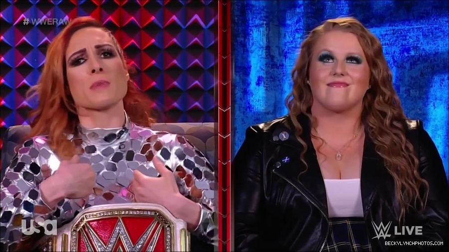 WWE_Monday_Night_Raw_2022_01_24_720p_HDTV_x264-NWCHD_mp4_005729662.jpg