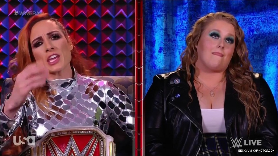 WWE_Monday_Night_Raw_2022_01_24_720p_HDTV_x264-NWCHD_mp4_005731664.jpg