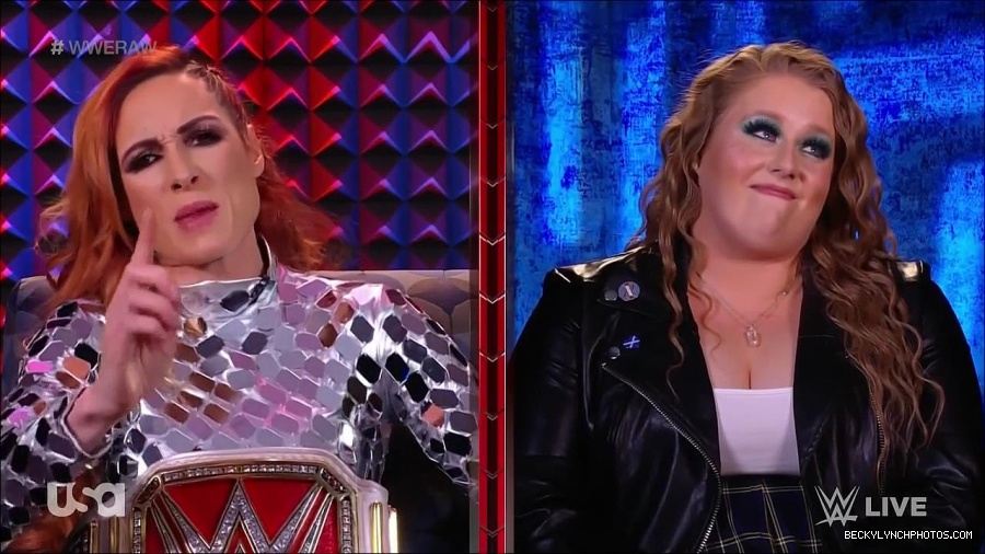 WWE_Monday_Night_Raw_2022_01_24_720p_HDTV_x264-NWCHD_mp4_005732866.jpg