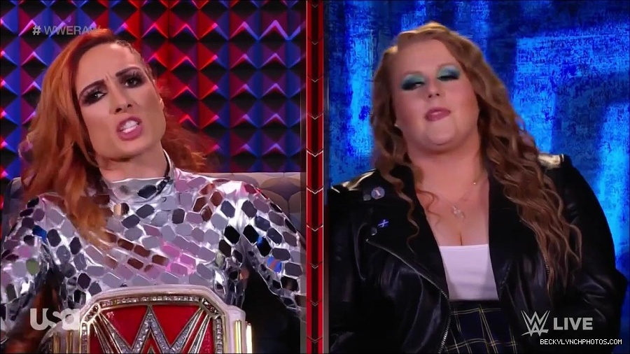 WWE_Monday_Night_Raw_2022_01_24_720p_HDTV_x264-NWCHD_mp4_005734067.jpg