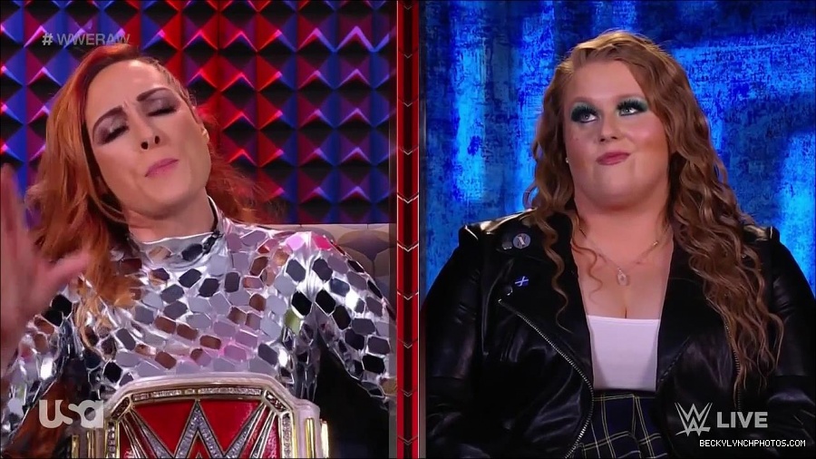 WWE_Monday_Night_Raw_2022_01_24_720p_HDTV_x264-NWCHD_mp4_005739272.jpg