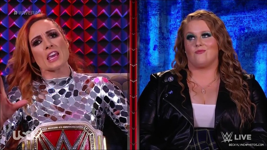 WWE_Monday_Night_Raw_2022_01_24_720p_HDTV_x264-NWCHD_mp4_005739672.jpg