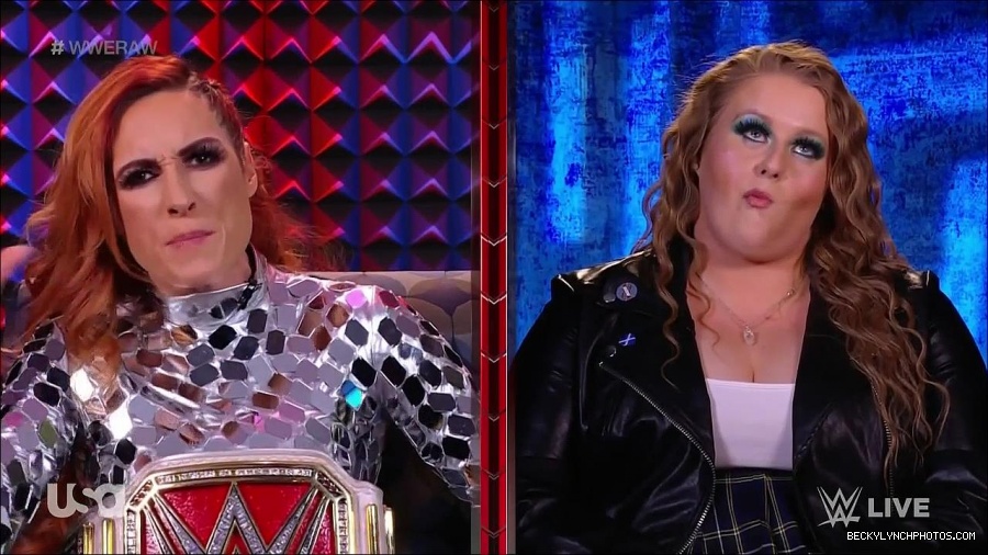 WWE_Monday_Night_Raw_2022_01_24_720p_HDTV_x264-NWCHD_mp4_005742475.jpg