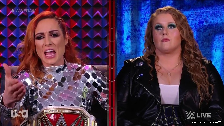 WWE_Monday_Night_Raw_2022_01_24_720p_HDTV_x264-NWCHD_mp4_005751284.jpg
