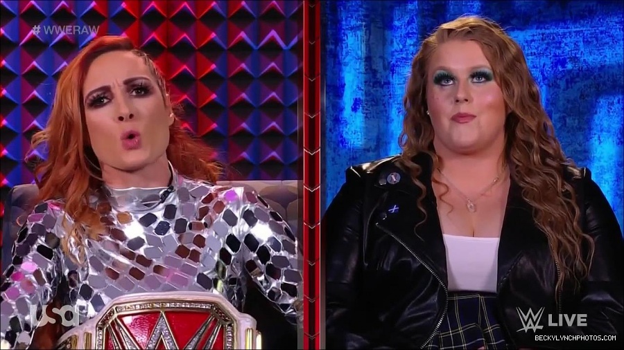 WWE_Monday_Night_Raw_2022_01_24_720p_HDTV_x264-NWCHD_mp4_005753286.jpg