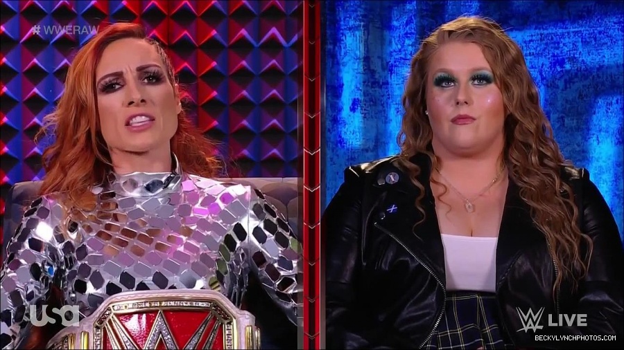 WWE_Monday_Night_Raw_2022_01_24_720p_HDTV_x264-NWCHD_mp4_005758491.jpg
