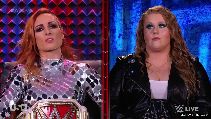 WWE_Monday_Night_Raw_2022_01_24_720p_HDTV_x264-NWCHD_mp4_005759692.jpg