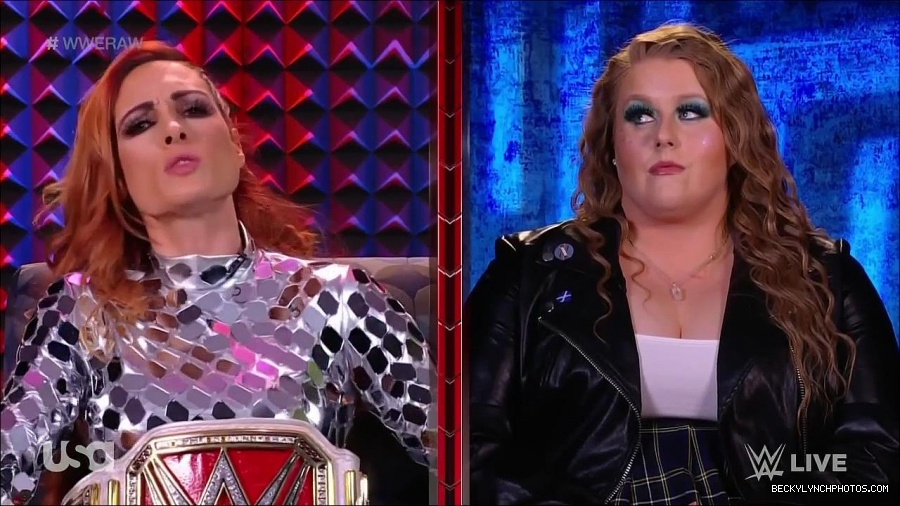 WWE_Monday_Night_Raw_2022_01_24_720p_HDTV_x264-NWCHD_mp4_005761294.jpg