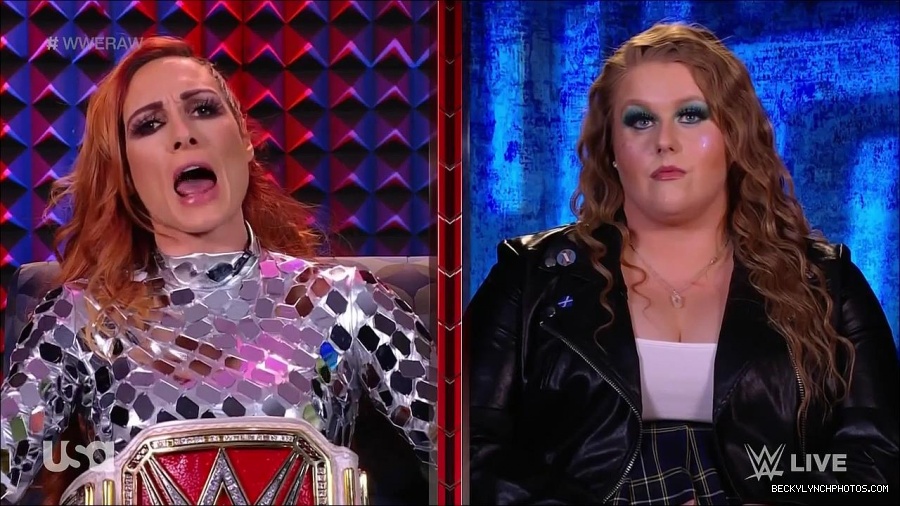 WWE_Monday_Night_Raw_2022_01_24_720p_HDTV_x264-NWCHD_mp4_005765298.jpg