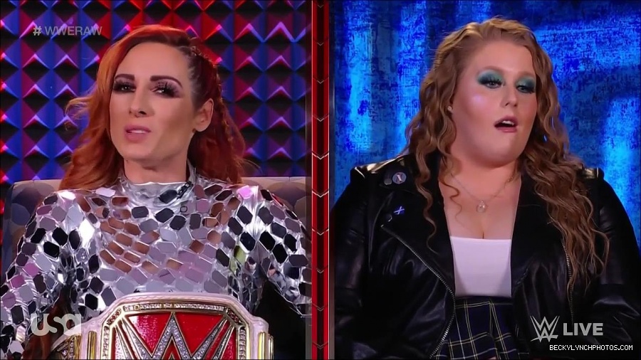 WWE_Monday_Night_Raw_2022_01_24_720p_HDTV_x264-NWCHD_mp4_005773306.jpg
