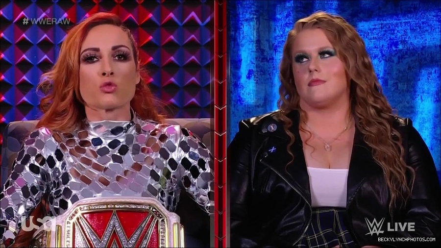 WWE_Monday_Night_Raw_2022_01_24_720p_HDTV_x264-NWCHD_mp4_005779312.jpg