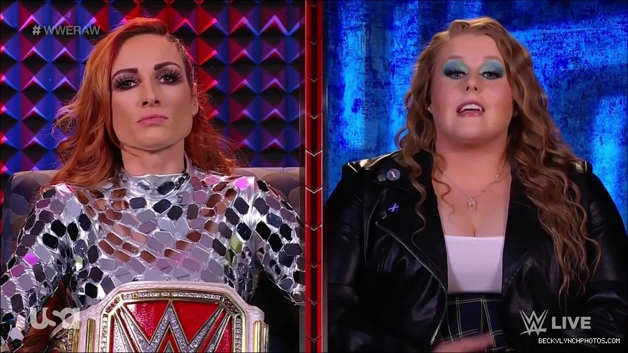WWE_Monday_Night_Raw_2022_01_24_720p_HDTV_x264-NWCHD_mp4_005782515.jpg