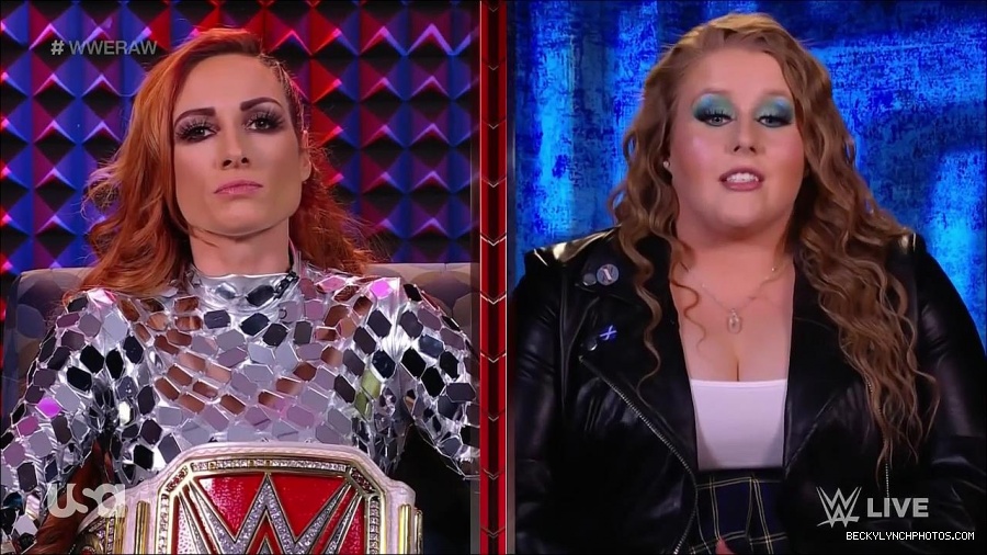 WWE_Monday_Night_Raw_2022_01_24_720p_HDTV_x264-NWCHD_mp4_005782916.jpg