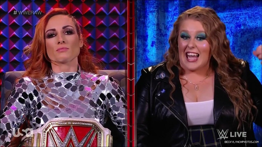 WWE_Monday_Night_Raw_2022_01_24_720p_HDTV_x264-NWCHD_mp4_005786519.jpg