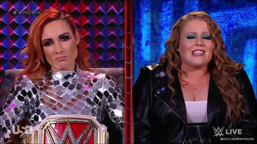 WWE_Monday_Night_Raw_2022_01_24_720p_HDTV_x264-NWCHD_mp4_005806139.jpg