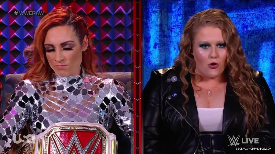 WWE_Monday_Night_Raw_2022_01_24_720p_HDTV_x264-NWCHD_mp4_005812145.jpg